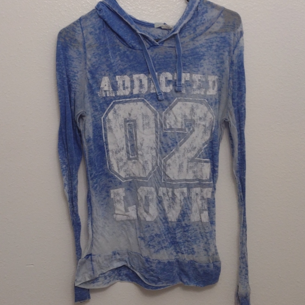 Long sleeve hooded over shirt